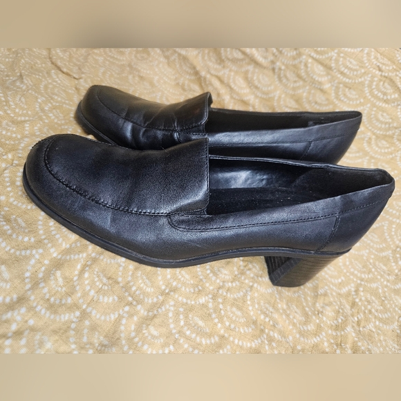 Y2K 90s Croft & Barrow Chantal Black Leather Block Heel Loafers size 6.5M Pumps - Picture 14 of 16